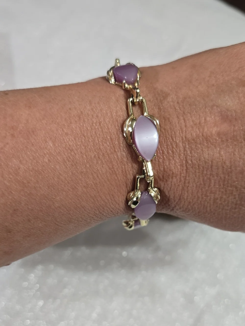 Vintage Coro Gold-Tone Moonglow Lavendar Thermoset Link Bracelet